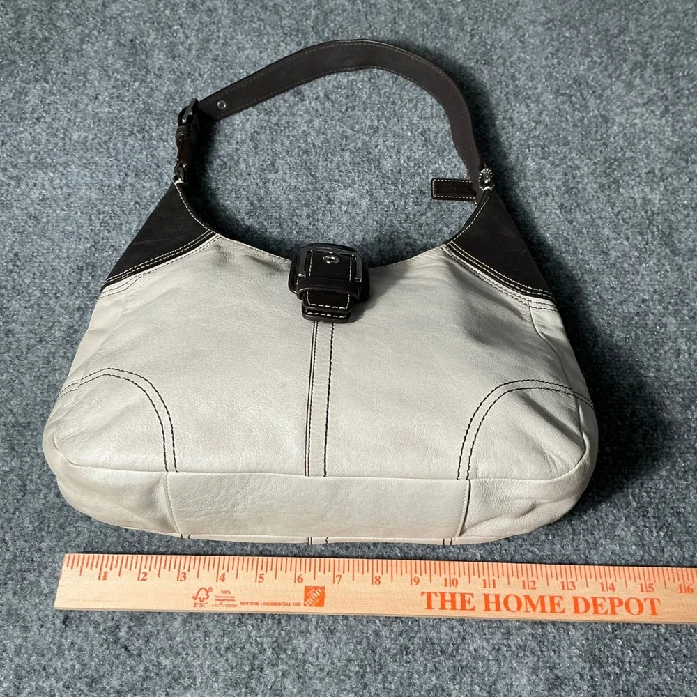Coach Soho 2007 Buckle Hobo Bag Cream Brown Leather Shoulder Bag F11187